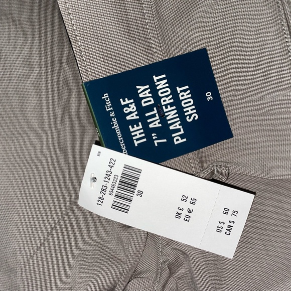 Abercrombie 7" Everyday Shorts *NEW - NEVER WORN* - Picture 3 of 5
